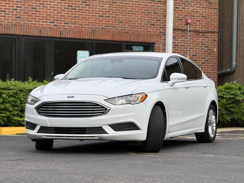 2018 Ford Fusion SE FWD — photo 1