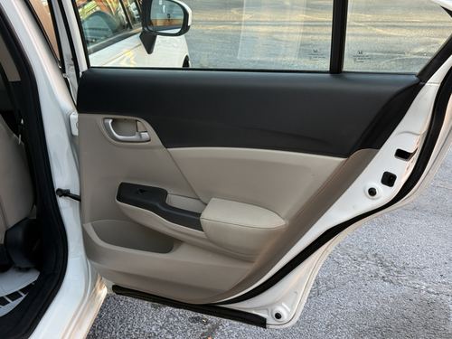 2015 Honda Civic — photo 29