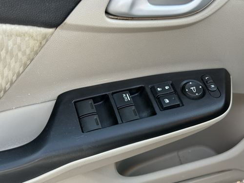 2015 Honda Civic — photo 30