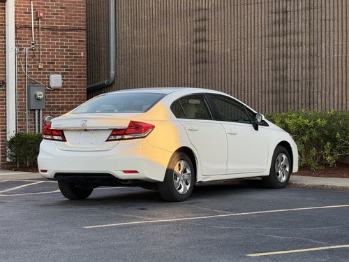 2015 Honda Civic — photo 15