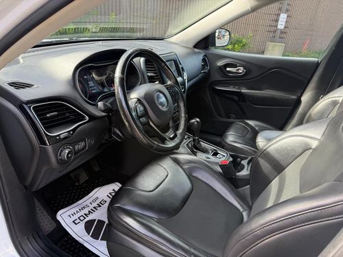 2019 Jeep Cherokee Altitude — photo 16