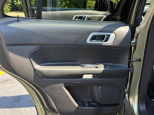 2013 Ford Explorer Limited — photo 24