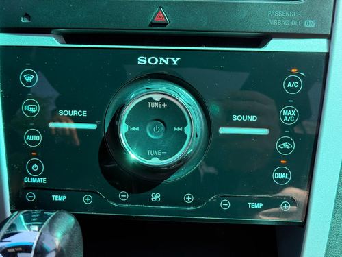 2013 Ford Explorer Limited — photo 39