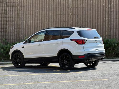2019 Ford Escape SE — photo 9