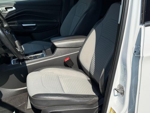 2019 Ford Escape SE — photo 23