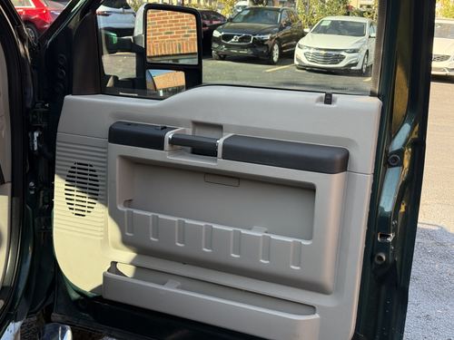 2010 Ford F250 — photo 30