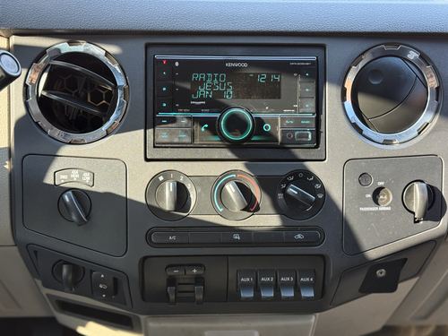 2010 Ford F250 — photo 23