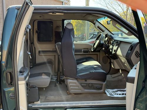 2010 Ford F250 — photo 36