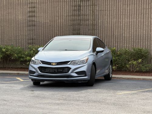2018 Chevrolet Cruze — photo 4