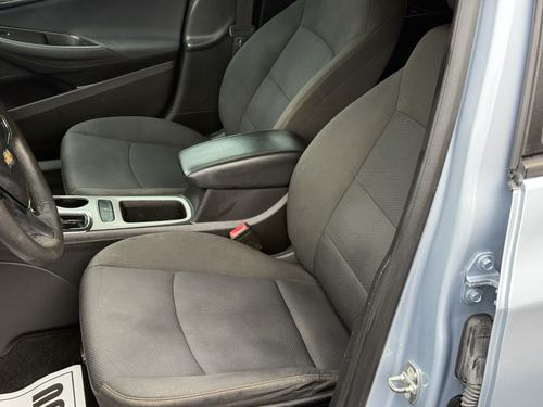 2018 Chevrolet Cruze — photo 17