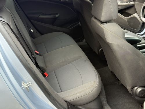 2018 Chevrolet Cruze — photo 26