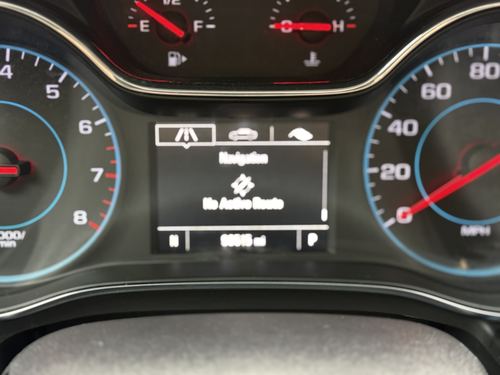 2018 Chevrolet Cruze — photo 24