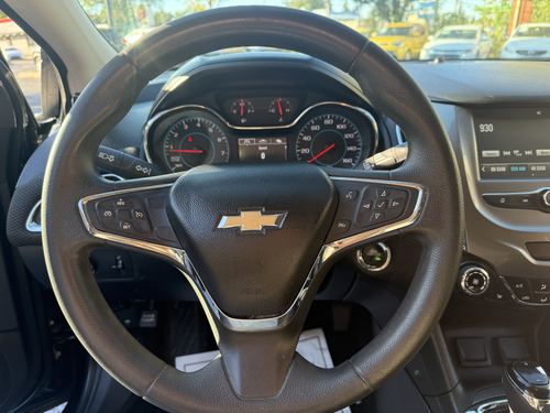 2017 Chevrolet Cruze — photo 7