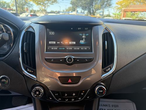 2017 Chevrolet Cruze — photo 8