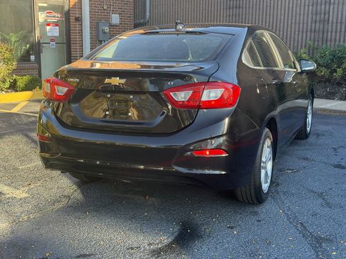 2017 Chevrolet Cruze — photo 29