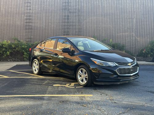 2017 Chevrolet Cruze — photo 37