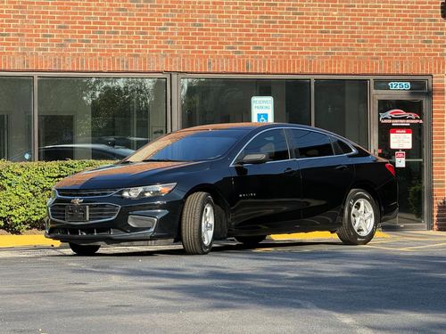 2017 Chevrolet Malibu 1LS — photo 4