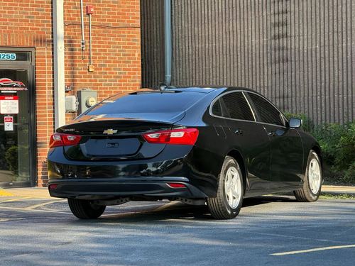 2017 Chevrolet Malibu 1LS — photo 10