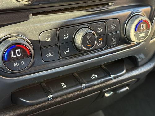 2016 Chevrolet Silverado 1500 — photo 24