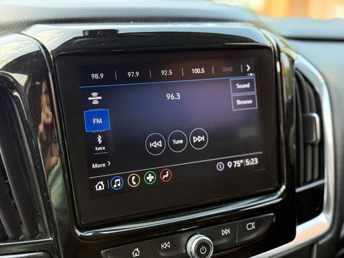 2020 Chevrolet Traverse LT — photo 26