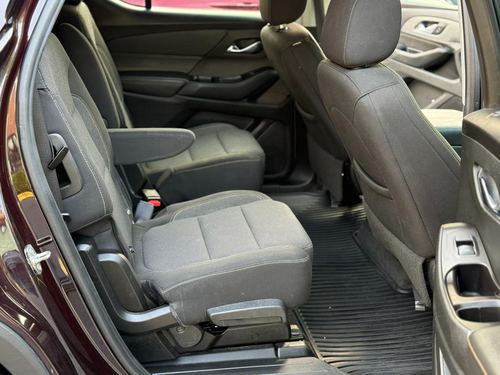 2020 Chevrolet Traverse LT — photo 30