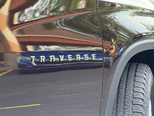 2020 Chevrolet Traverse LT — photo 44
