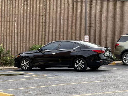 2020 Nissan Altima S FWD — photo 13