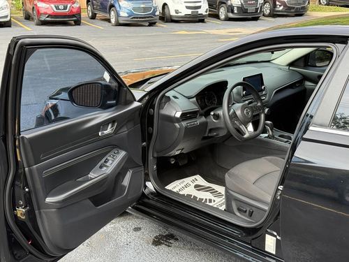 2020 Nissan Altima S FWD — photo 24