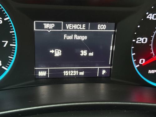 2018 Chevrolet Equinox LS — photo 21