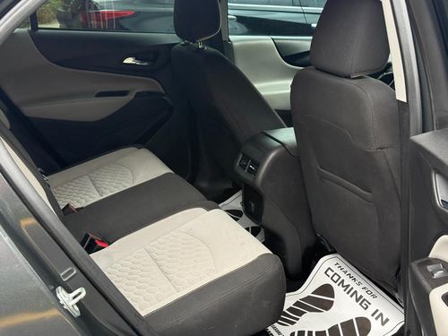 2018 Chevrolet Equinox LS — photo 29