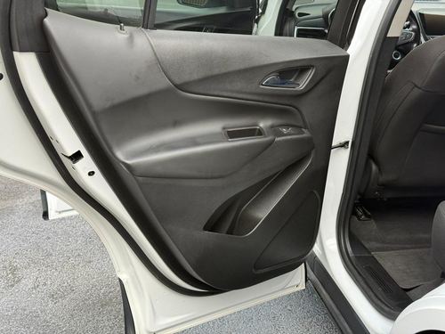 2018 Chevrolet Equinox 2LT — photo 24