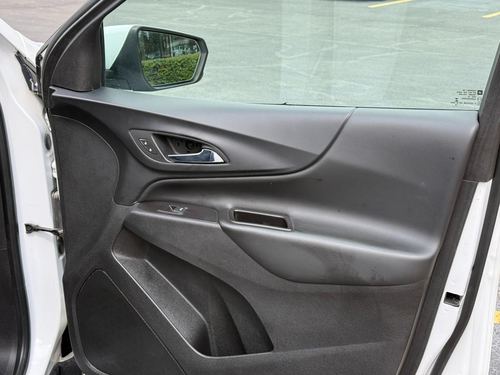 2018 Chevrolet Equinox 2LT — photo 31