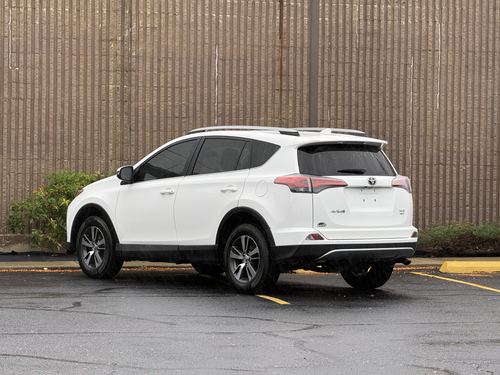 2018 Toyota Rav4 — photo 32