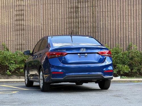 2021 Hyundai Accent SE — photo 7