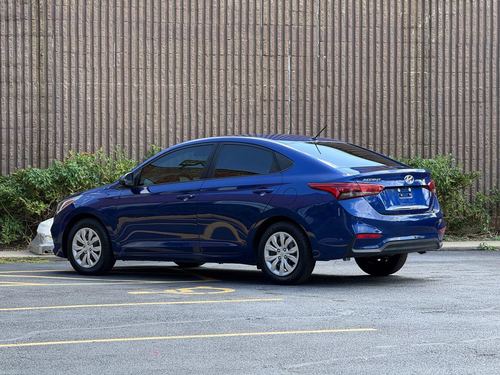 2021 Hyundai Accent SE — photo 10