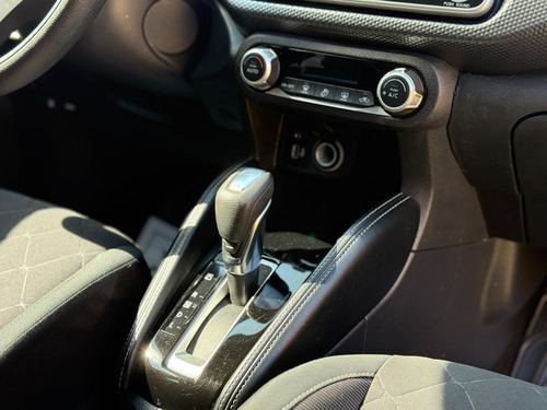 2020 Nissan Kicks SV — photo 30