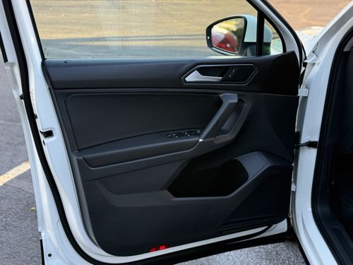 2018 VW Tiguan — photo 31