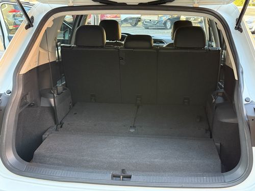 2018 VW Tiguan — photo 37