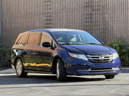 2015 Honda Odyssey — photo 5