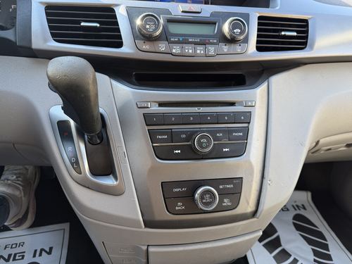 2015 Honda Odyssey — photo 17