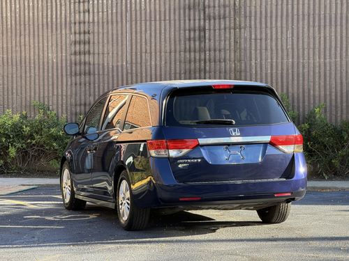 2015 Honda Odyssey — photo 25