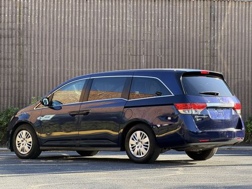 2015 Honda Odyssey — photo 27