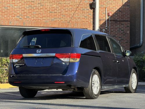2015 Honda Odyssey — photo 36