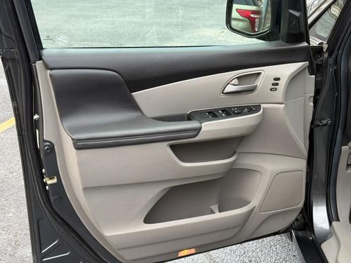 2013 Honda Odyssey Touring — photo 26