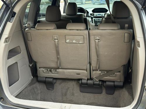 2013 Honda Odyssey Touring — photo 31