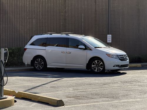 2014 Honda Odyssey — photo 7