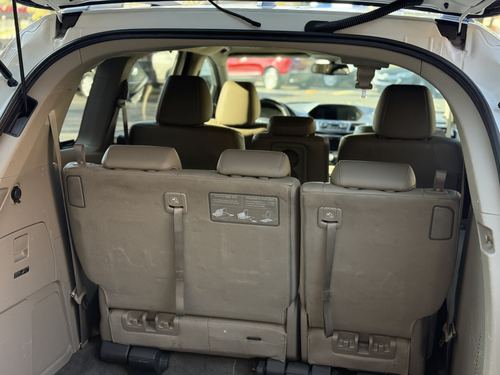 2014 Honda Odyssey — photo 28