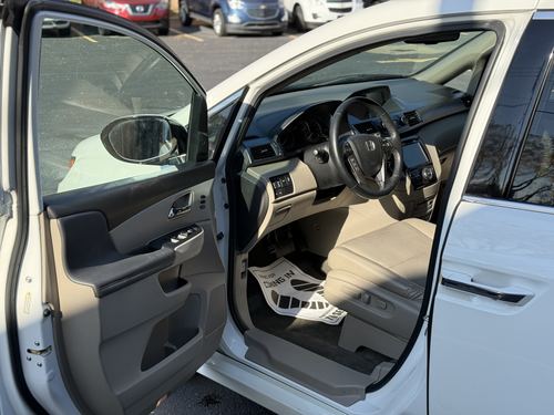 2014 Honda Odyssey — photo 16