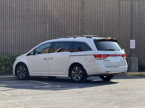 2014 Honda Odyssey — photo 13
