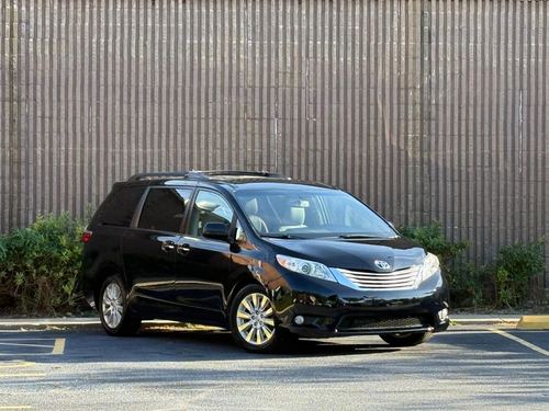 2015 Toyota Sienna Limited 7-Passenger — photo 5